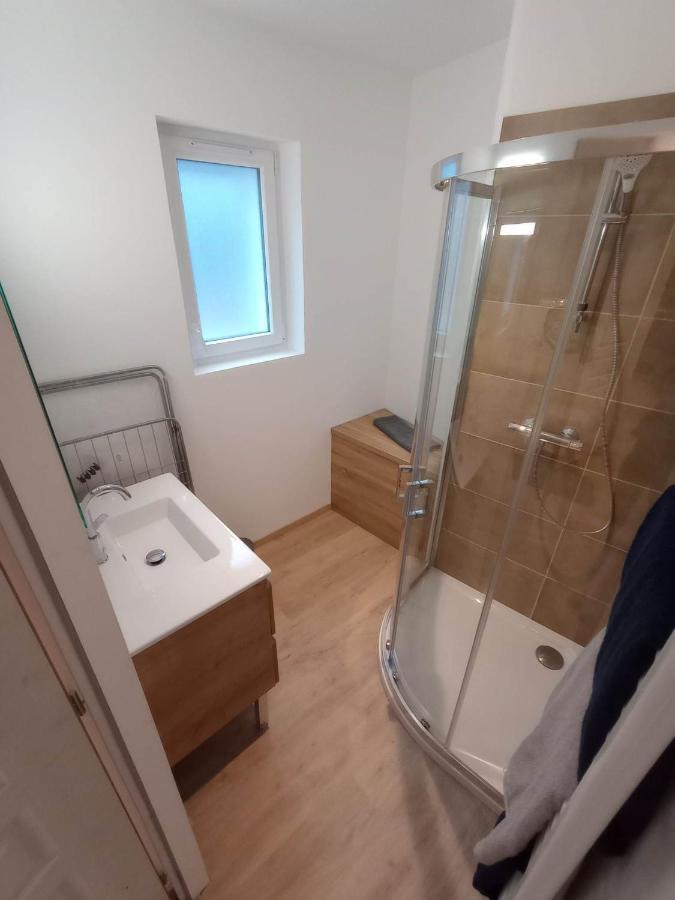 Neuf - Foret De Troncais Holiday home *